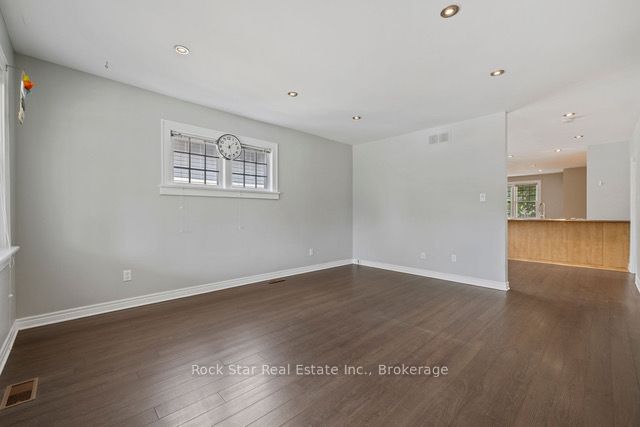 225 Chaffey Street Property Photo 21