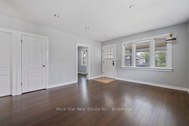 225 Chaffey Street Property Photo 23