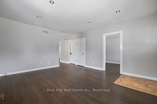 225 Chaffey Street Property Photo 24