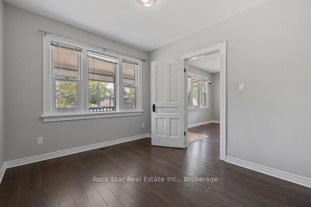 225 Chaffey Street Property Photo 25