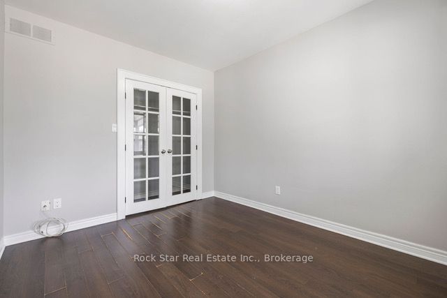 225 Chaffey Street Property Photo 28