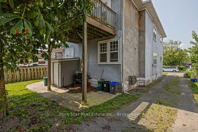 225 Chaffey Street Property Photo 33