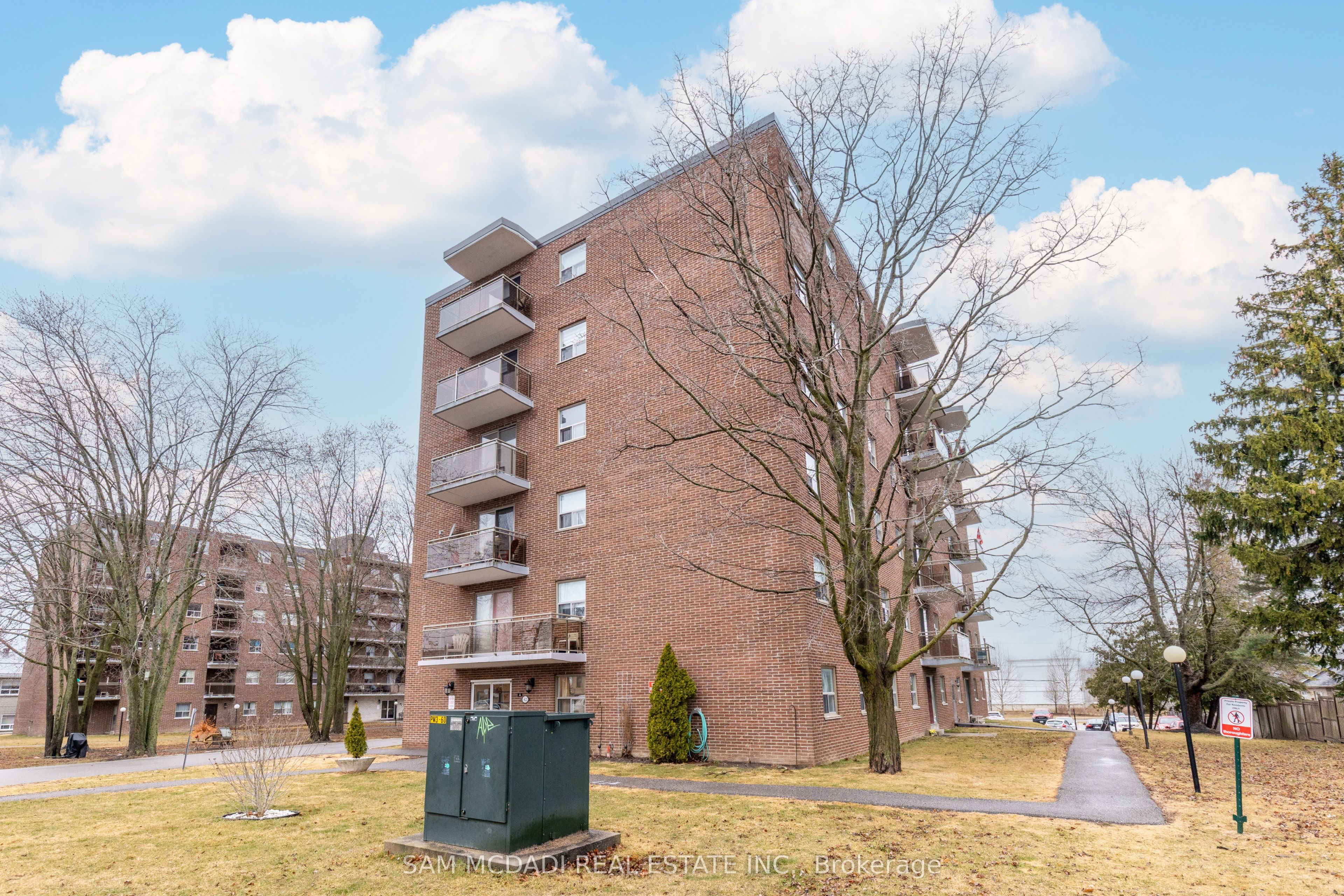 #403 - 62 Spencer Street Property Photo 4