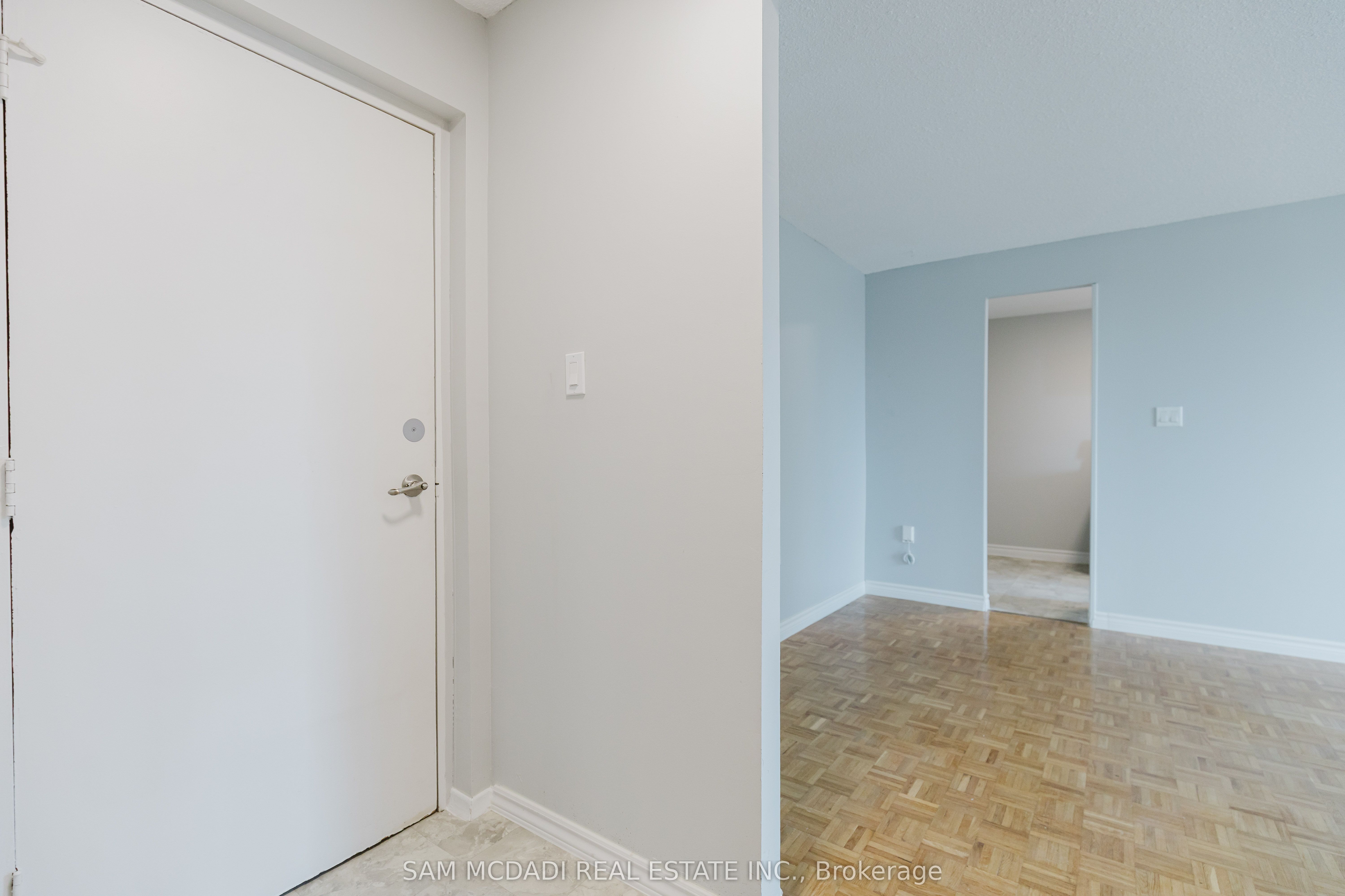 #403 - 62 Spencer Street Property Photo 6
