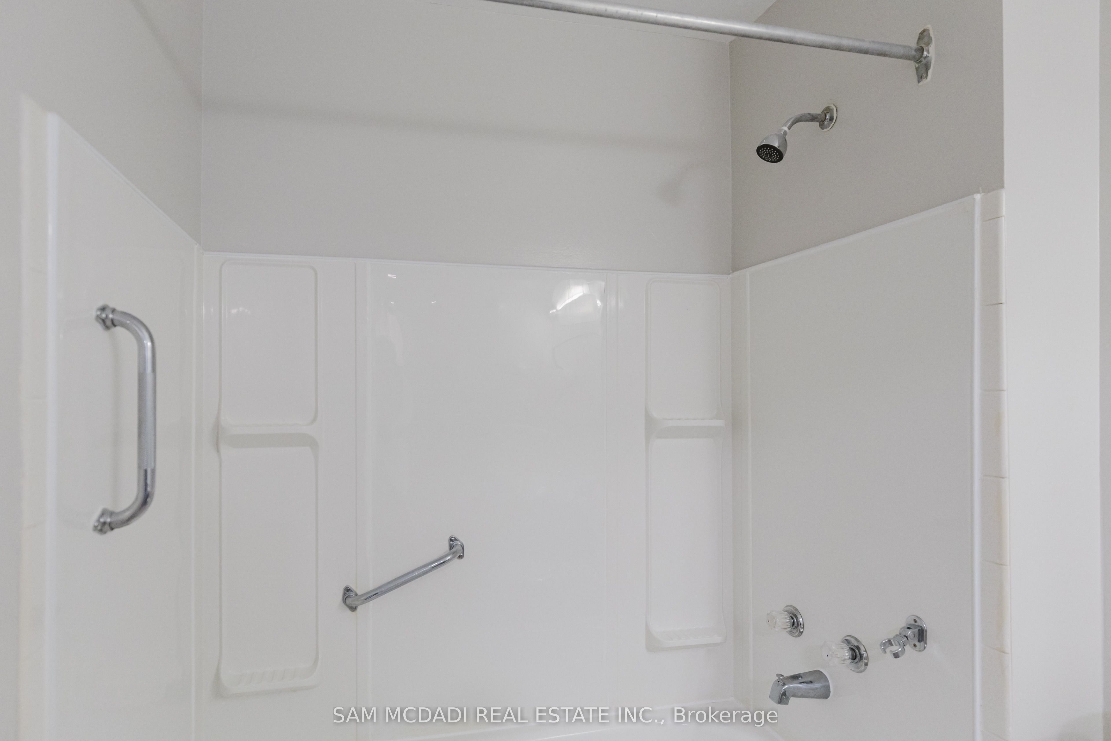 #403 - 62 Spencer Street Property Photo 23