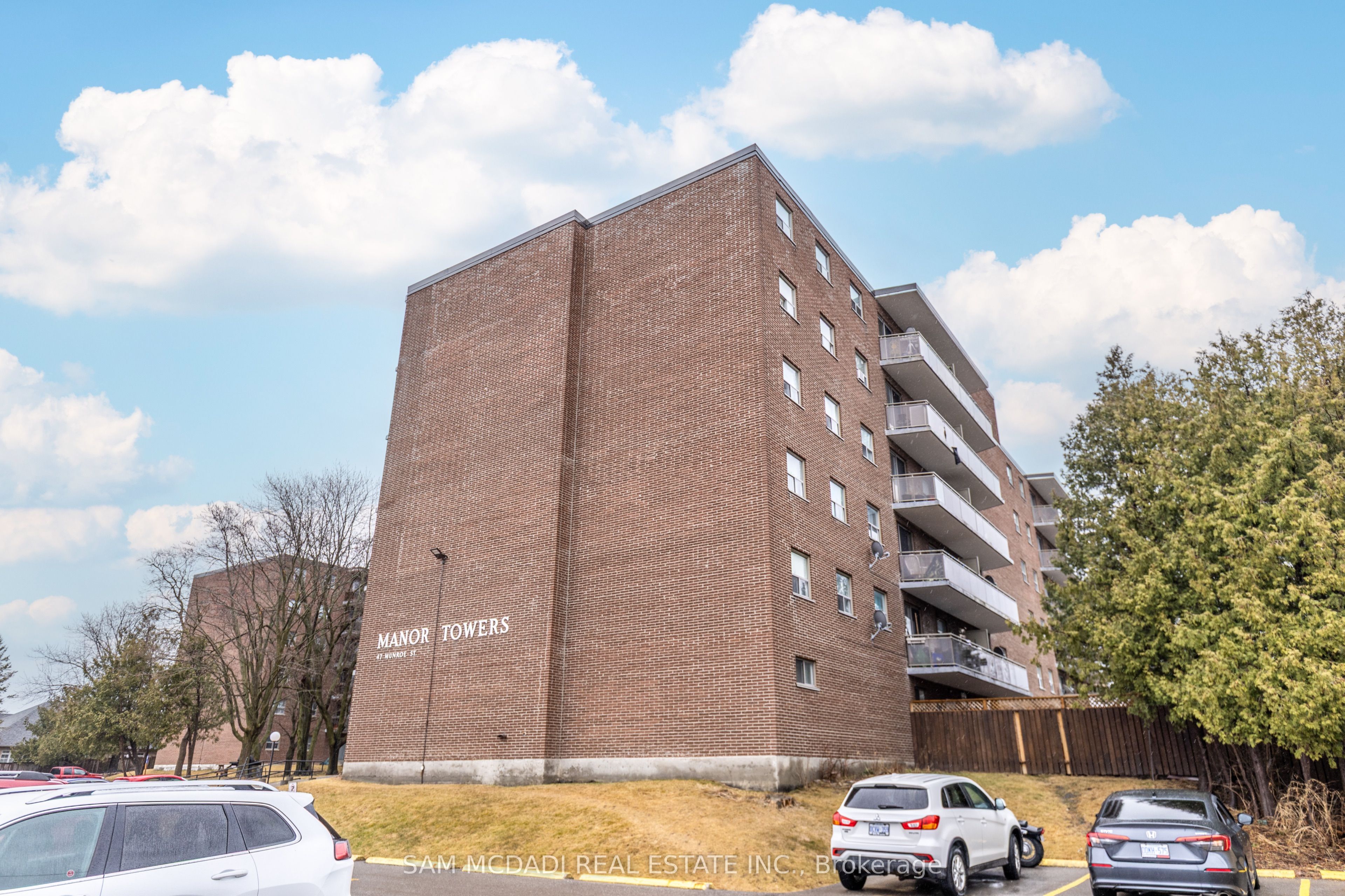#204 - 47 Munroe Street Property Photo 2