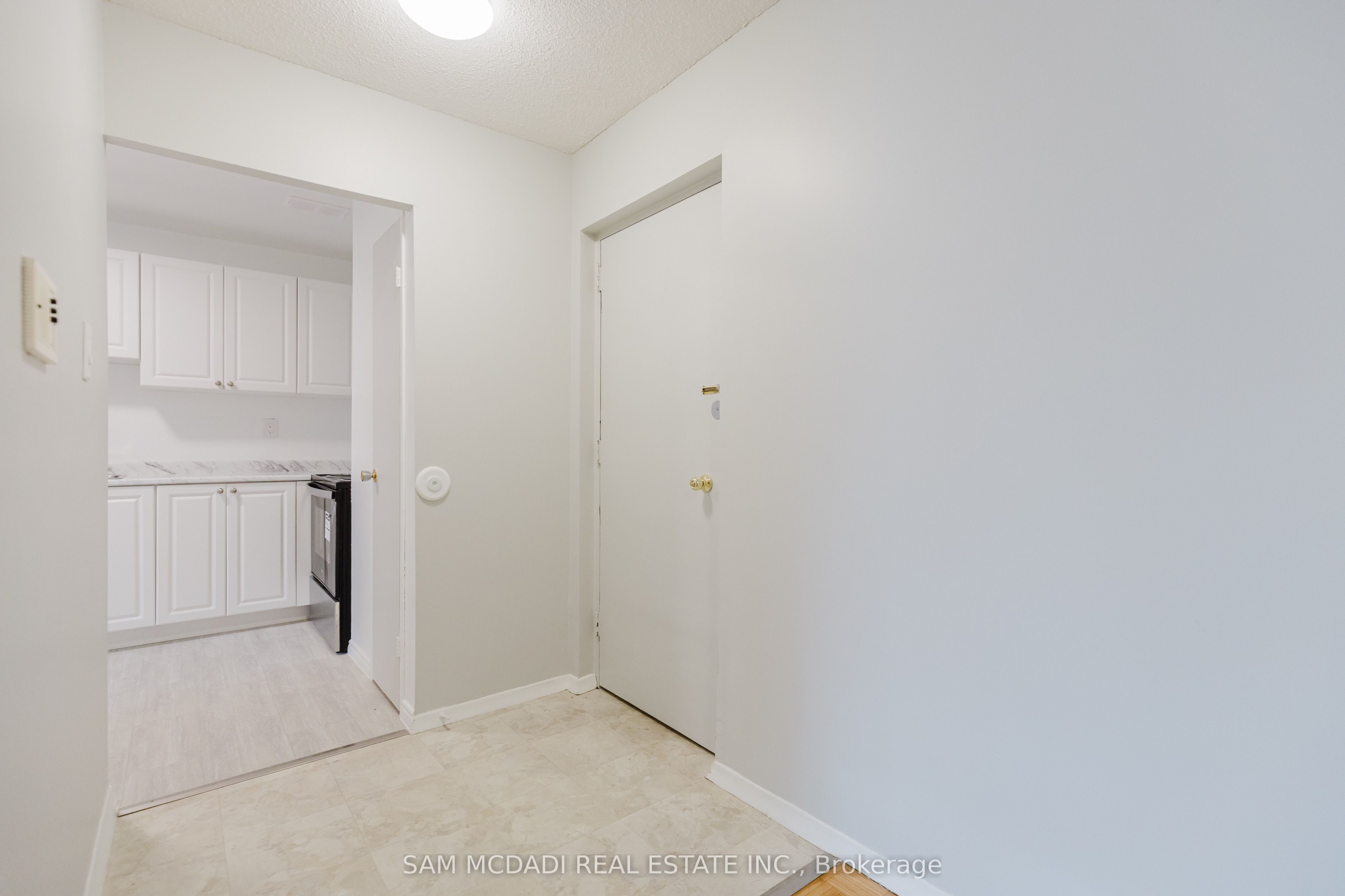 #204 - 47 Munroe Street Property Photo 7