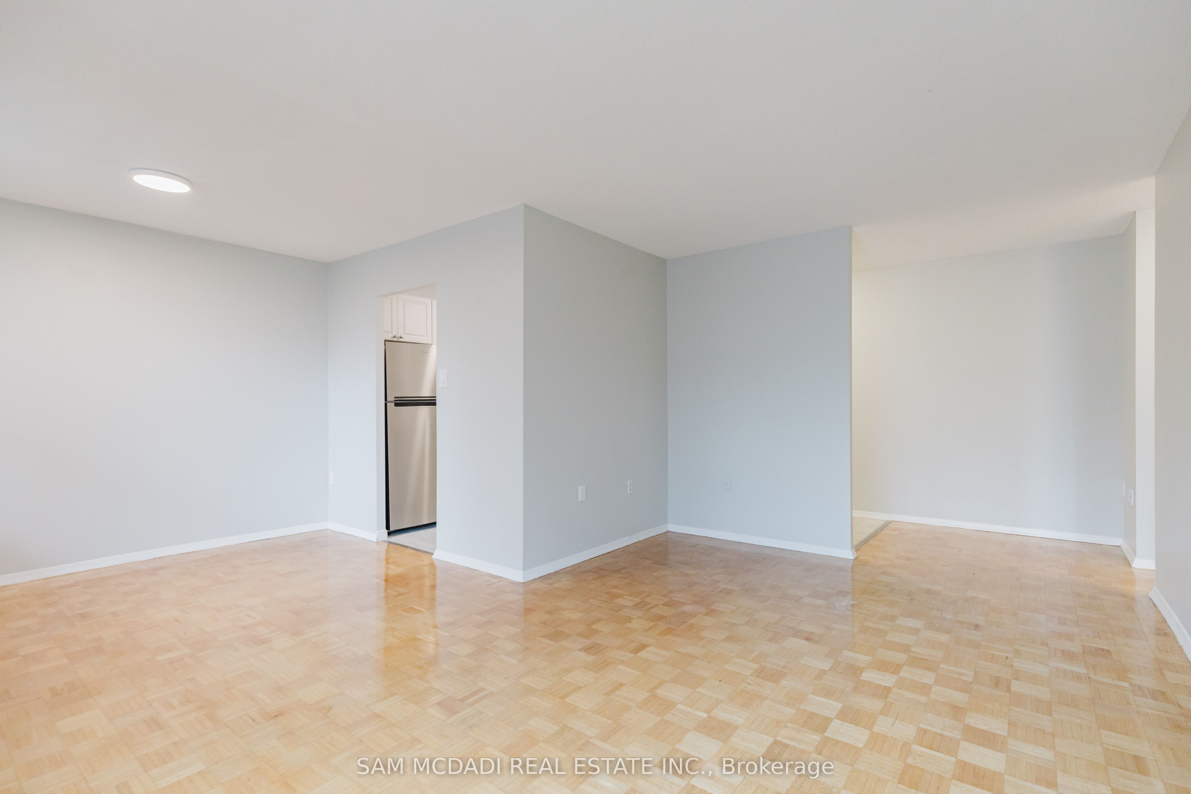 #204 - 47 Munroe Street Property Photo 11