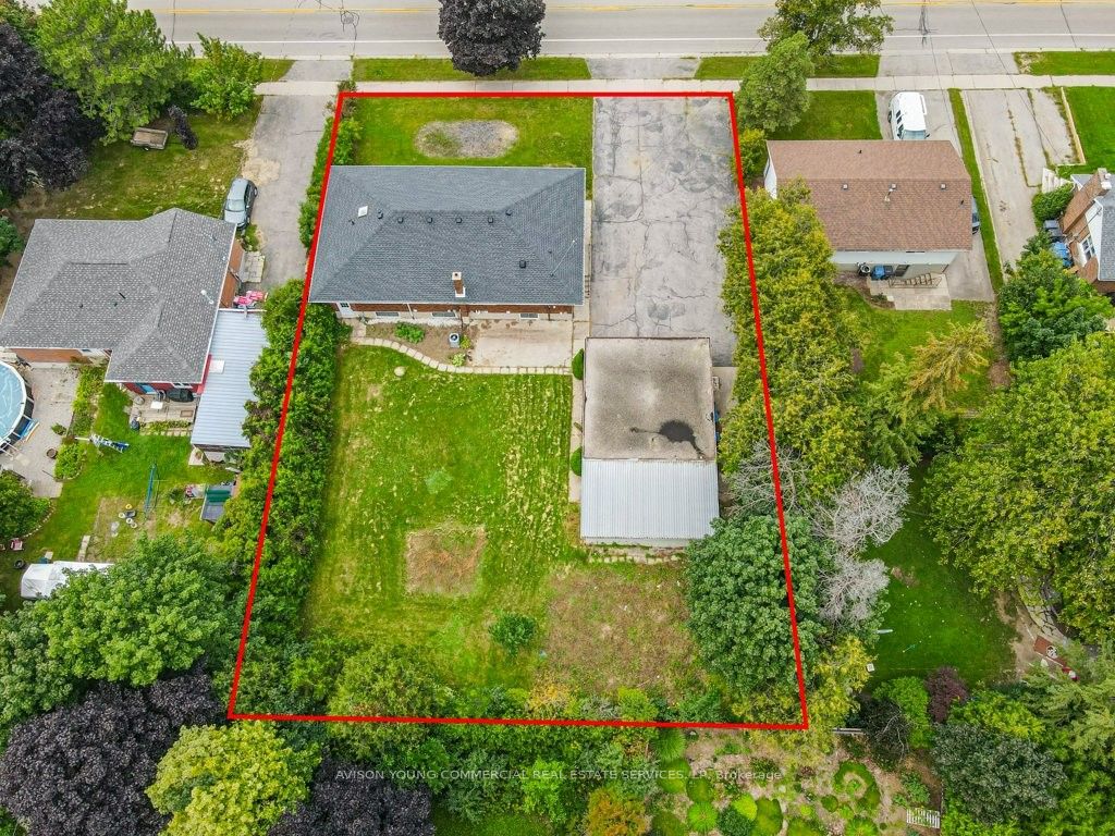 486 College Avenue Property Photo 3