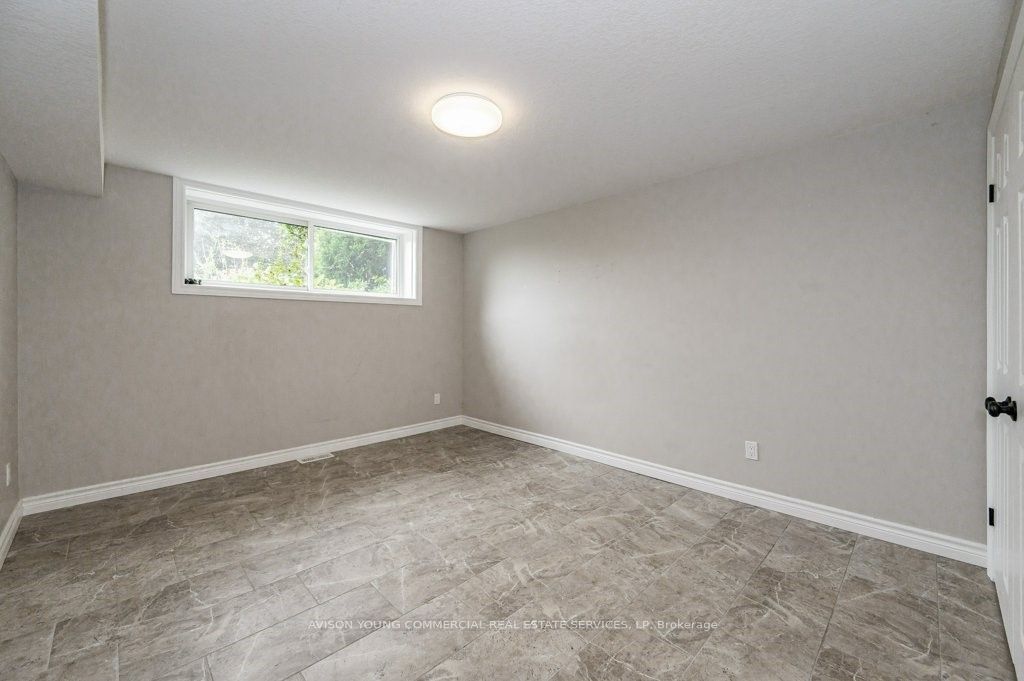 486 College Avenue Property Photo 10
