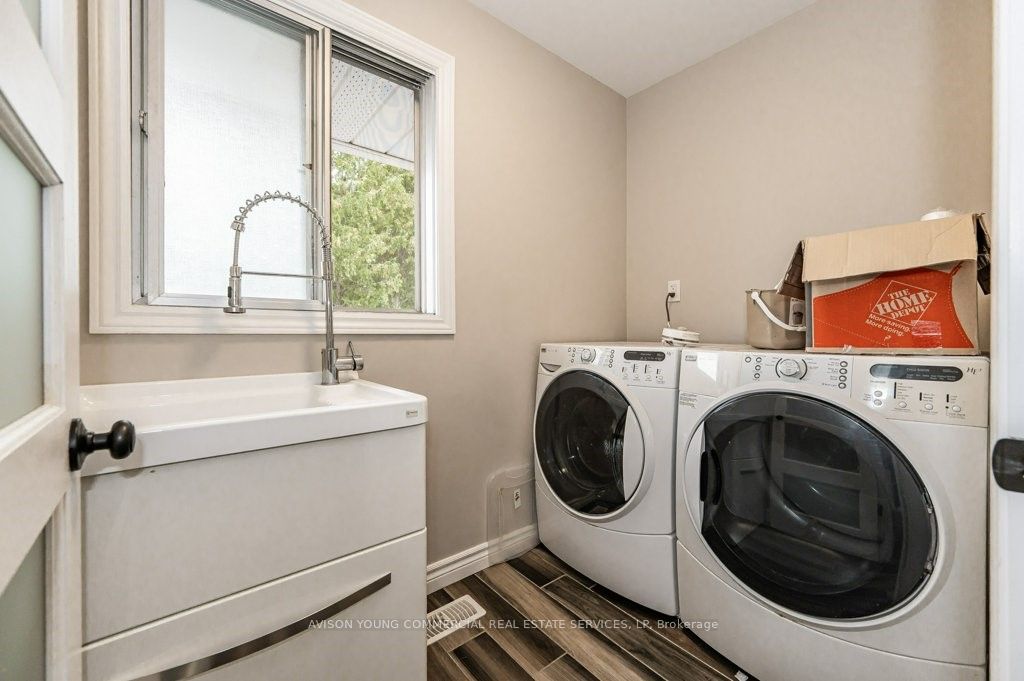 486 College Avenue Property Photo 14
