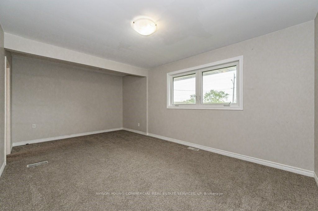 486 College Avenue Property Photo 16