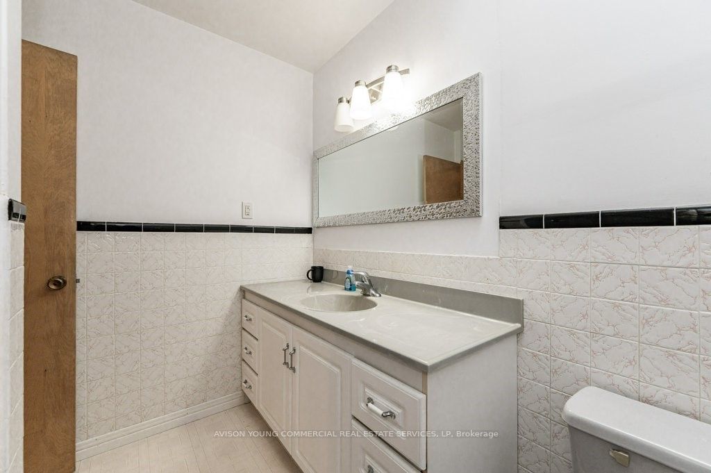 486 College Avenue Property Photo 17