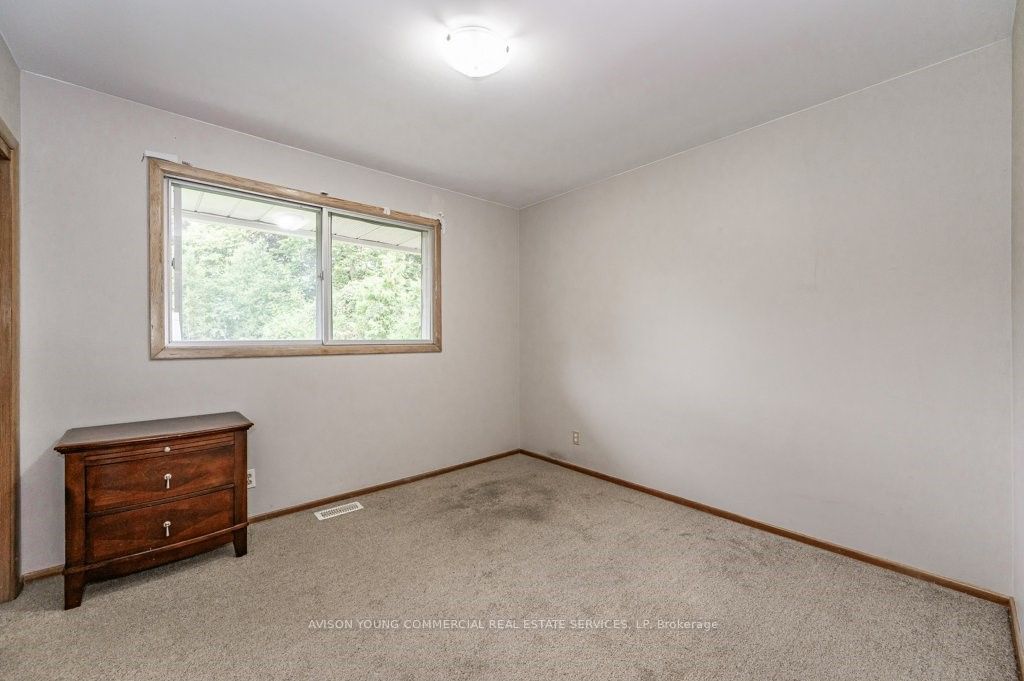 486 College Avenue Property Photo 18