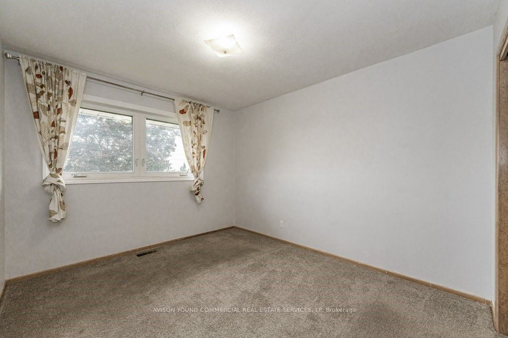486 College Avenue Property Photo 19