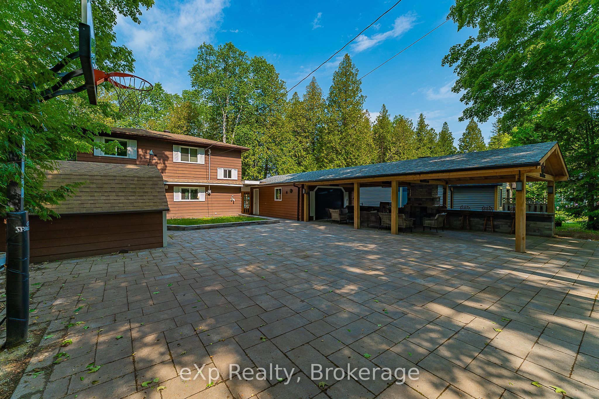 170 Francis Drive Property Photo 1