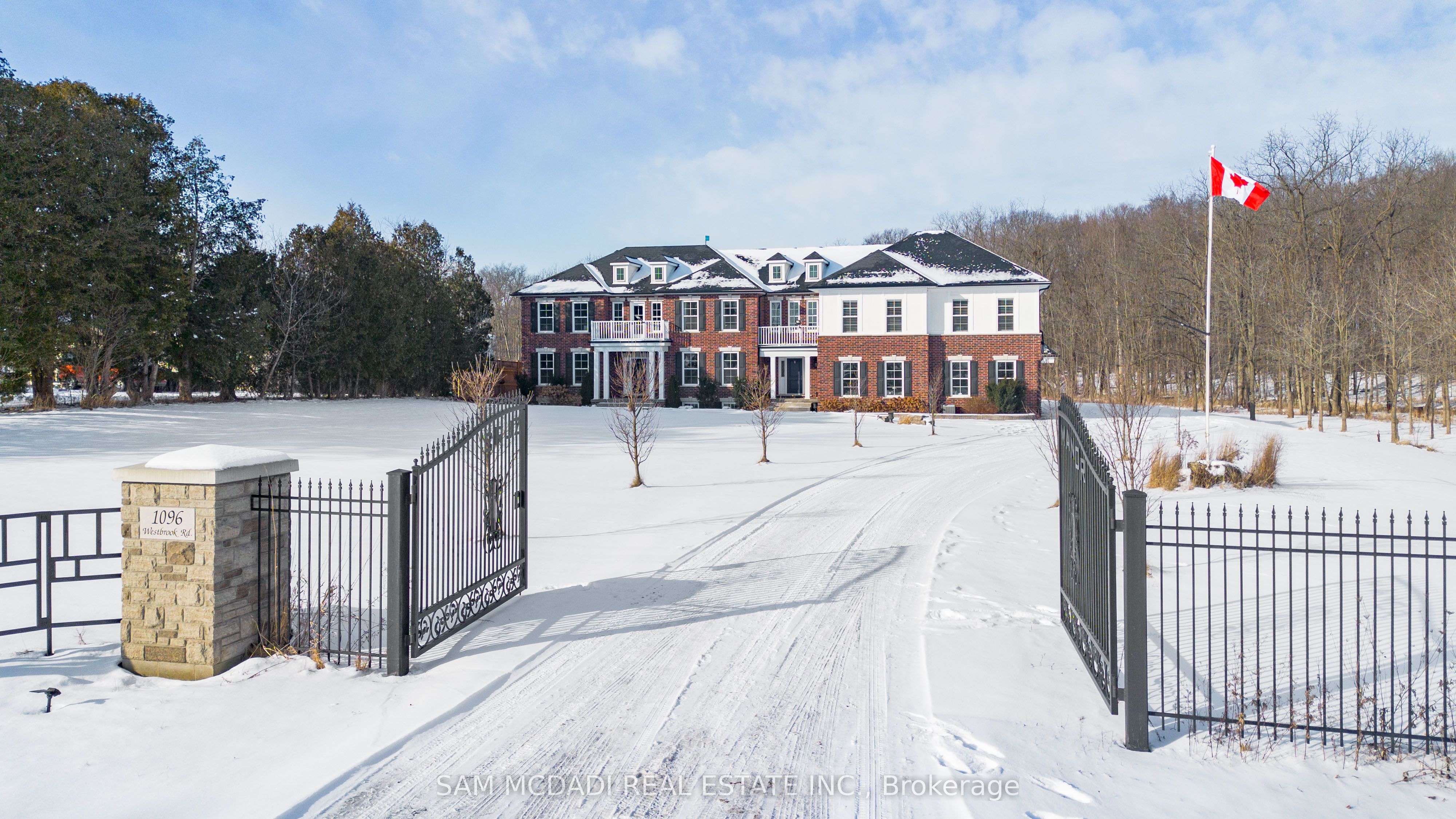 1096 Westbrook Rd Property Photo 1