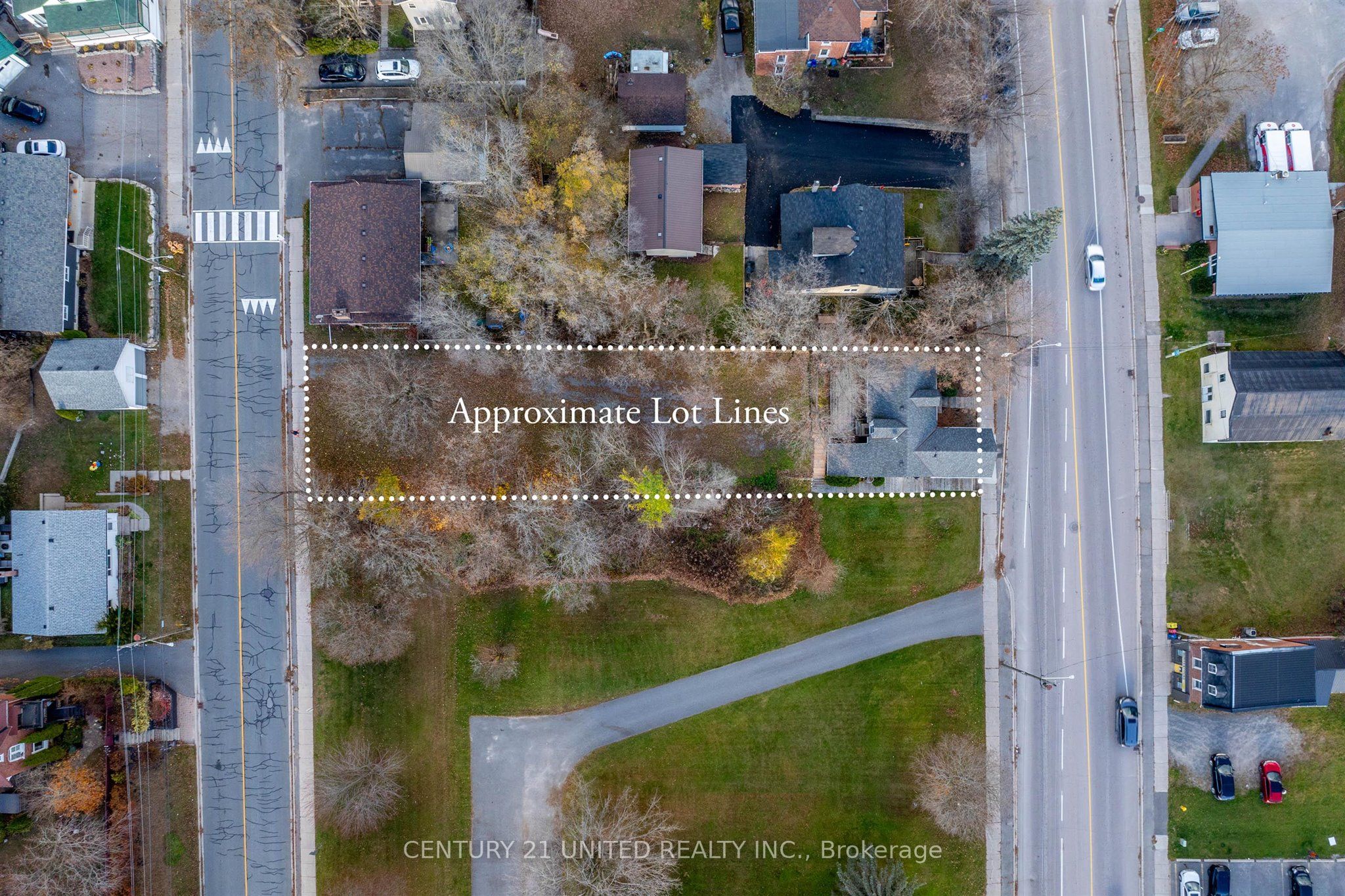 4272 Highway 7 Property Photo 4