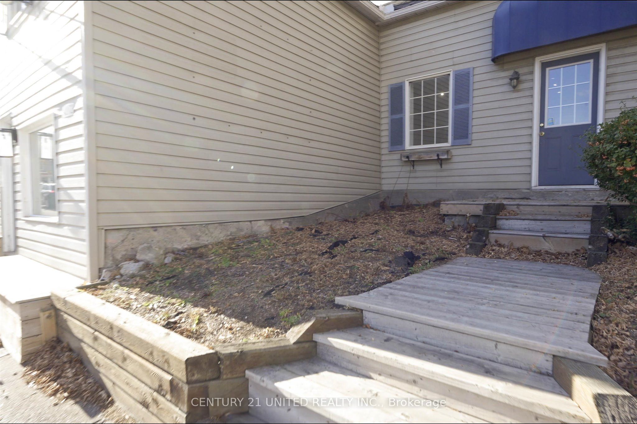 4272 Highway 7 Property Photo 7