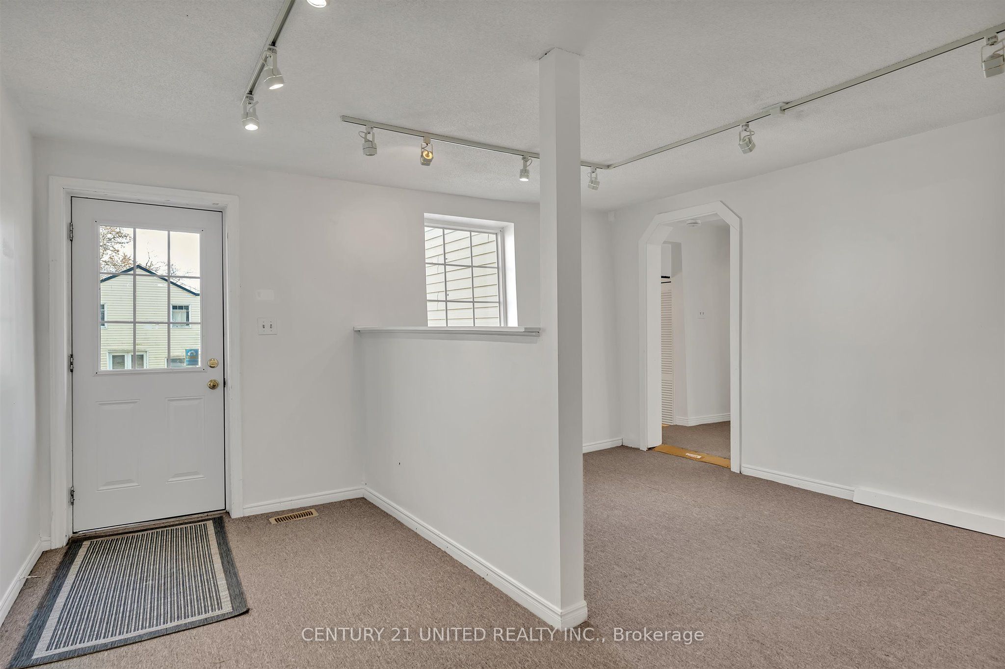 4272 Highway 7 Property Photo 8