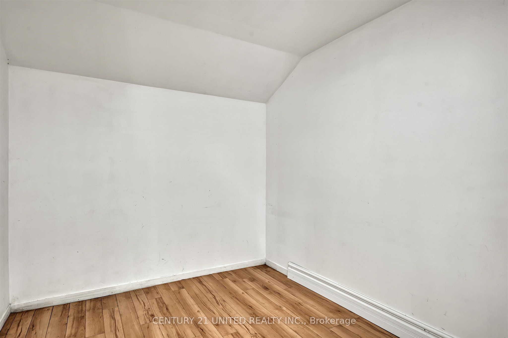 4272 Highway 7 Property Photo 14
