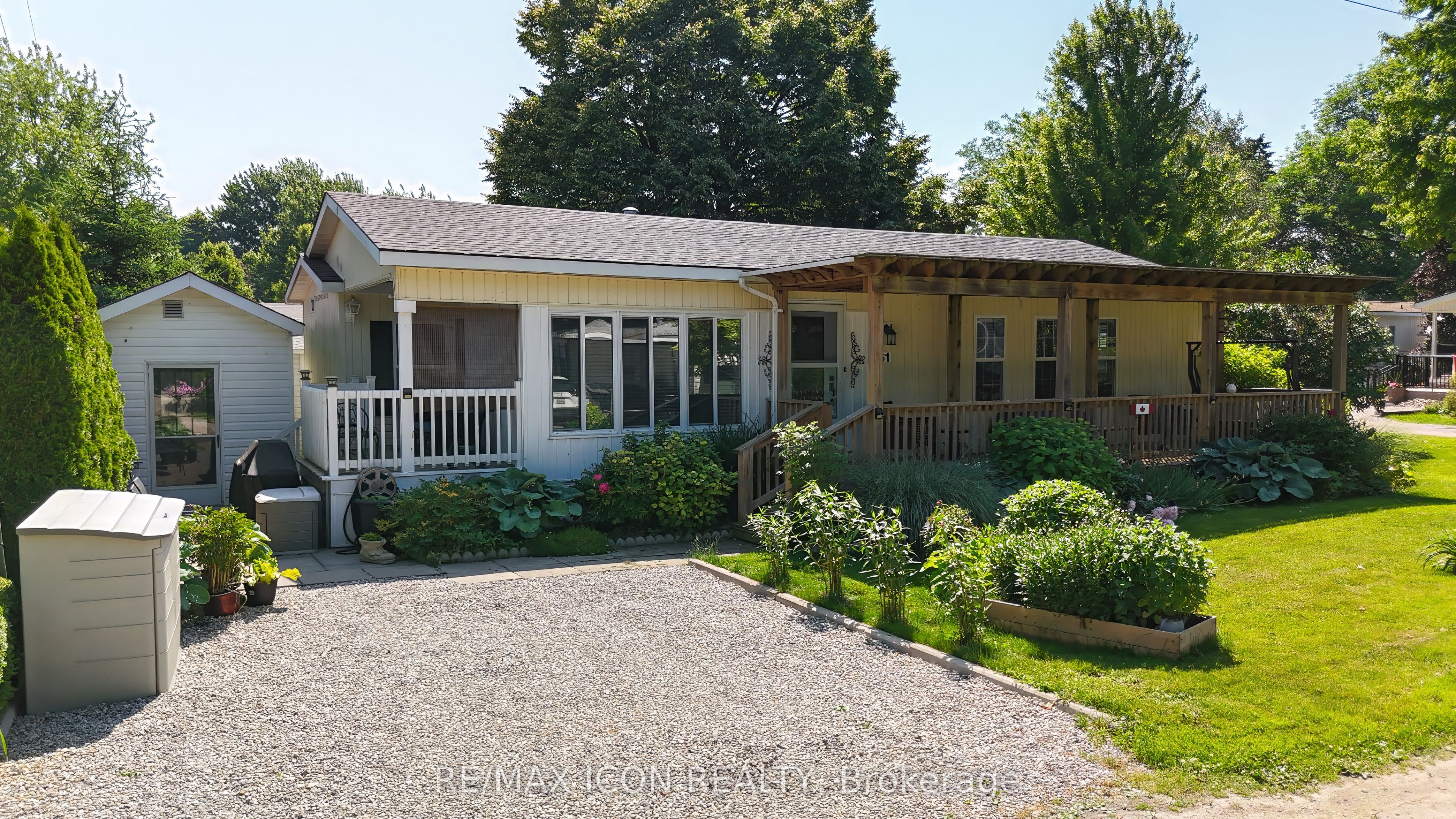 #61 Water's Edge - 77307 Bluewater Highway Property Photo 1