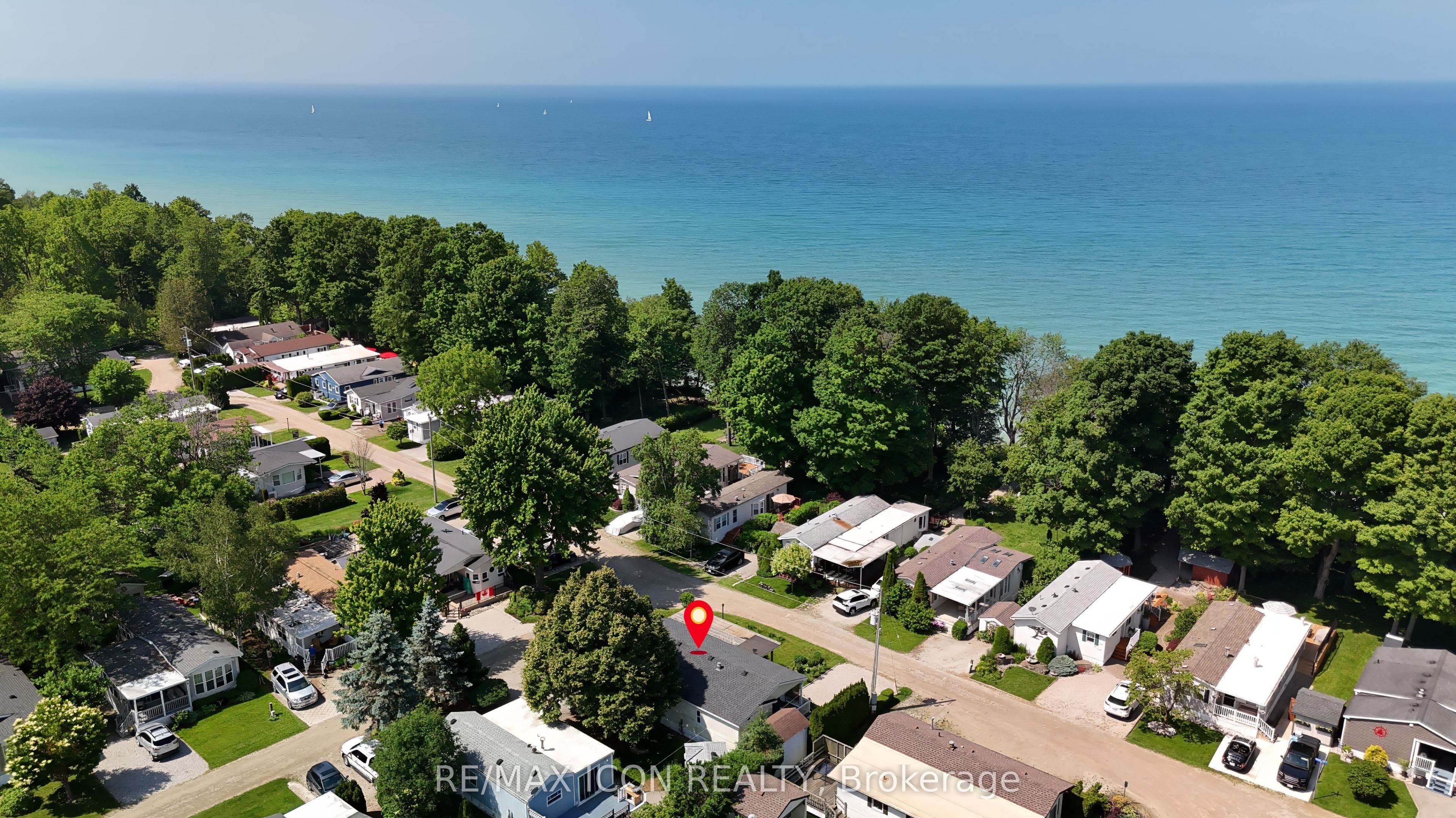 77307 Bluewater Highway 61 Water's Edge Property Photo 42