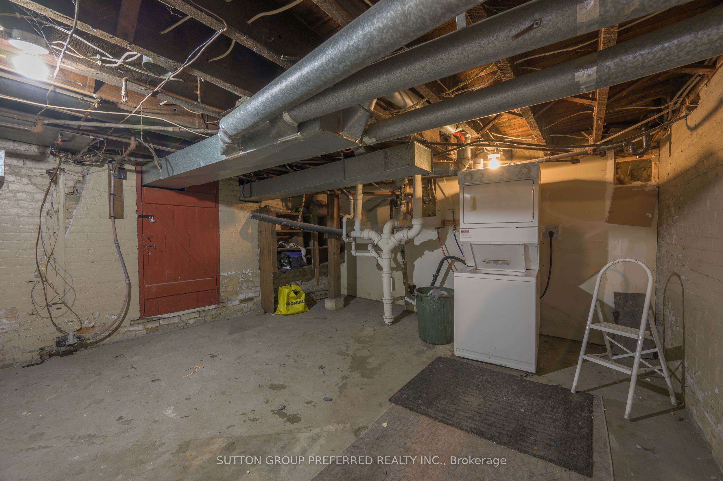 51 Stanley Street Property Photo 37