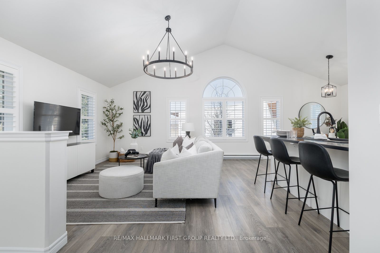 #3103 - 300 Croft Street Property Photo 1