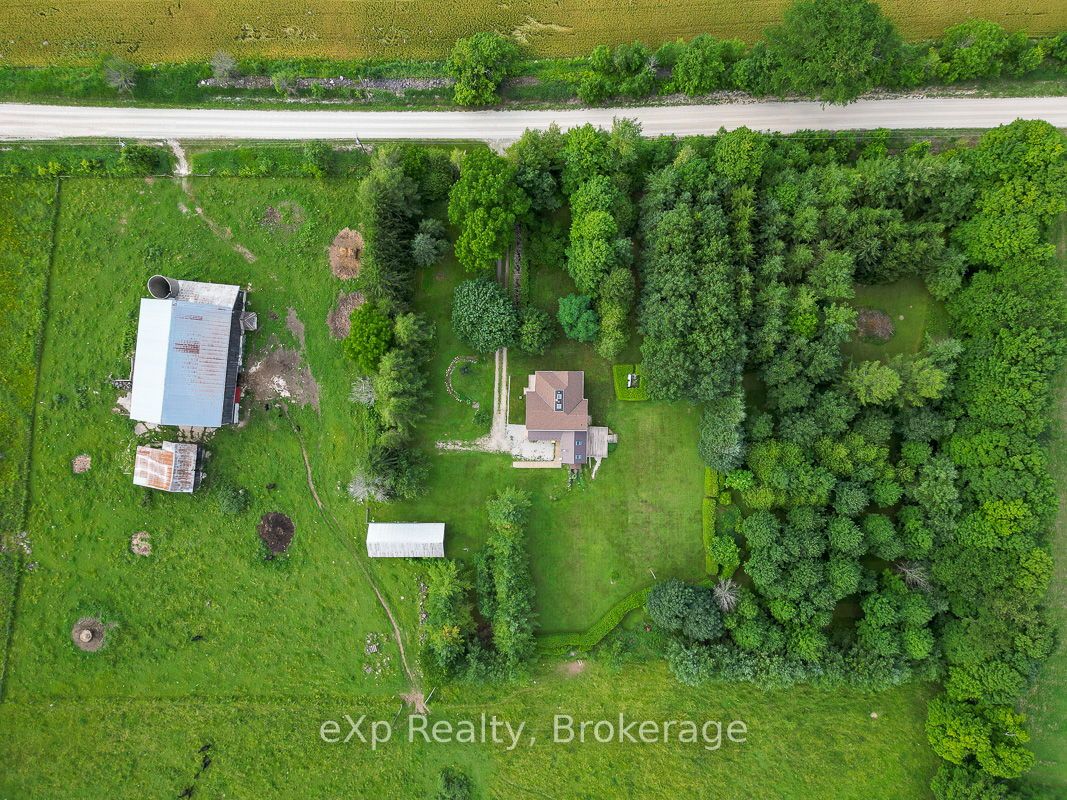 845064 Deviation Road Property Photo 2