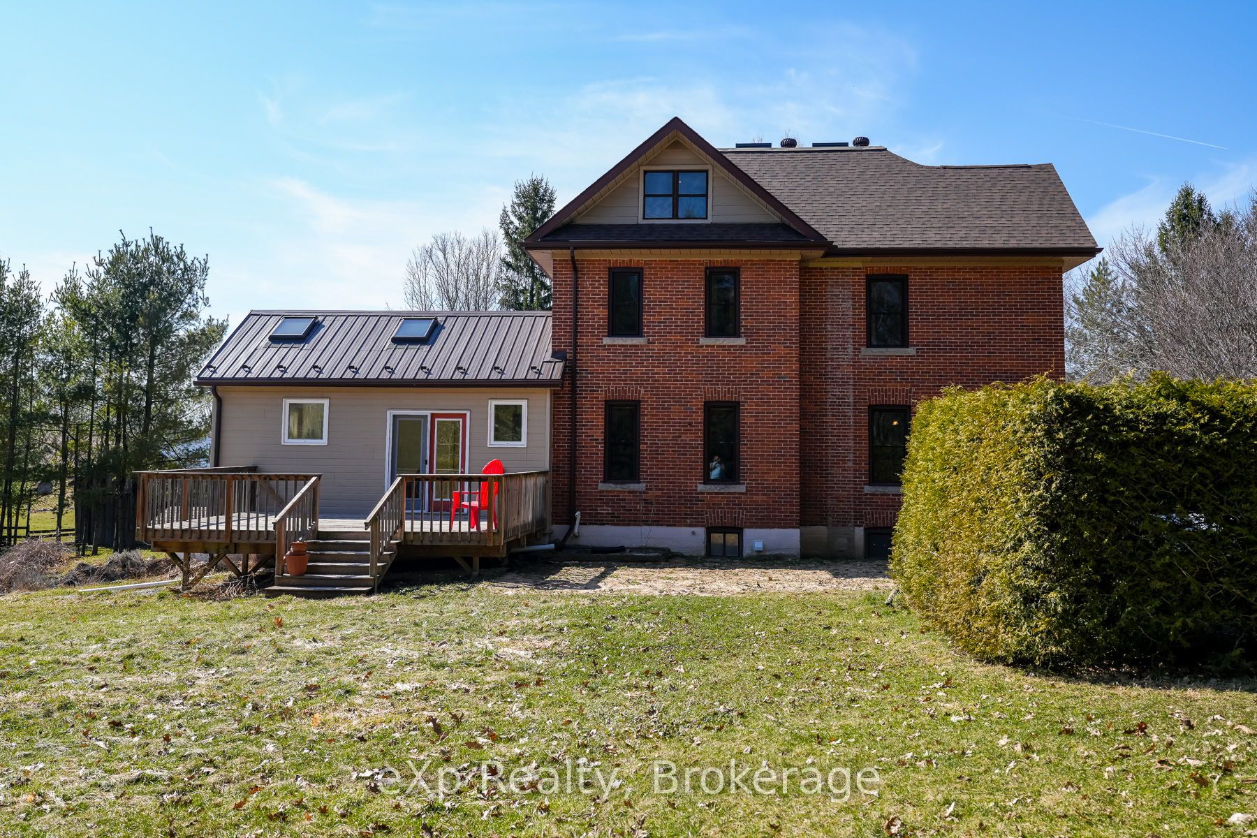 845064 Deviation Road Property Photo 6