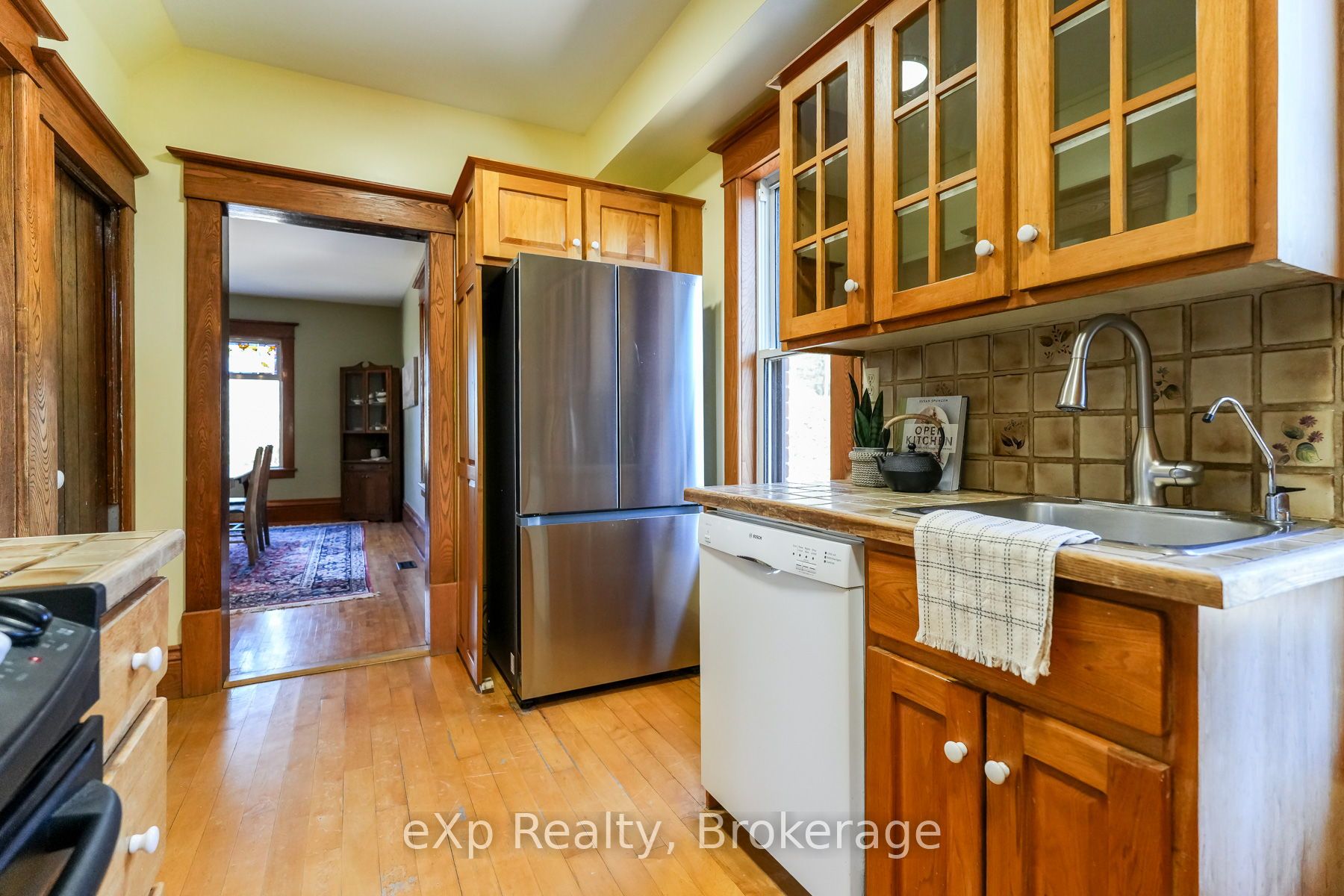 845064 Deviation Road Property Photo 18