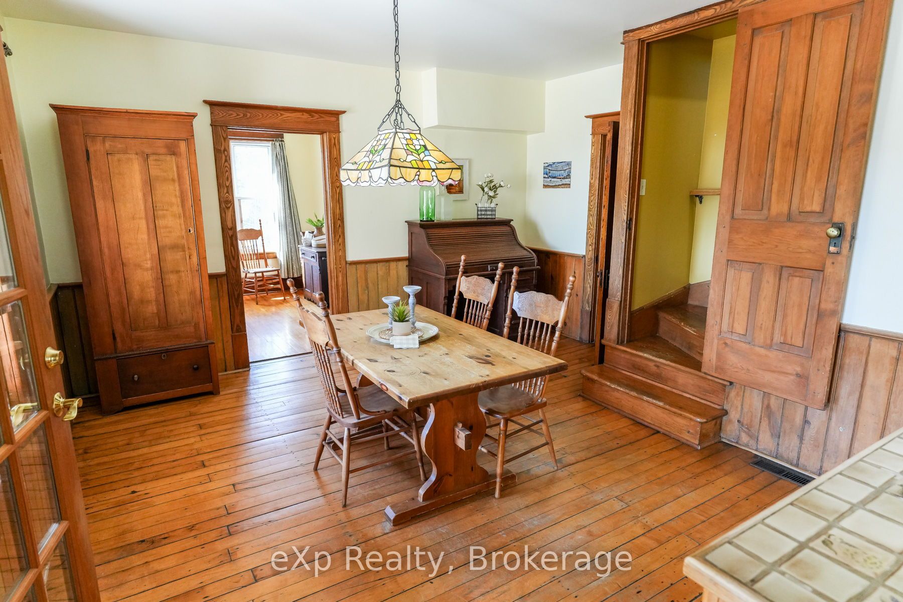 845064 Deviation Road Property Photo 20