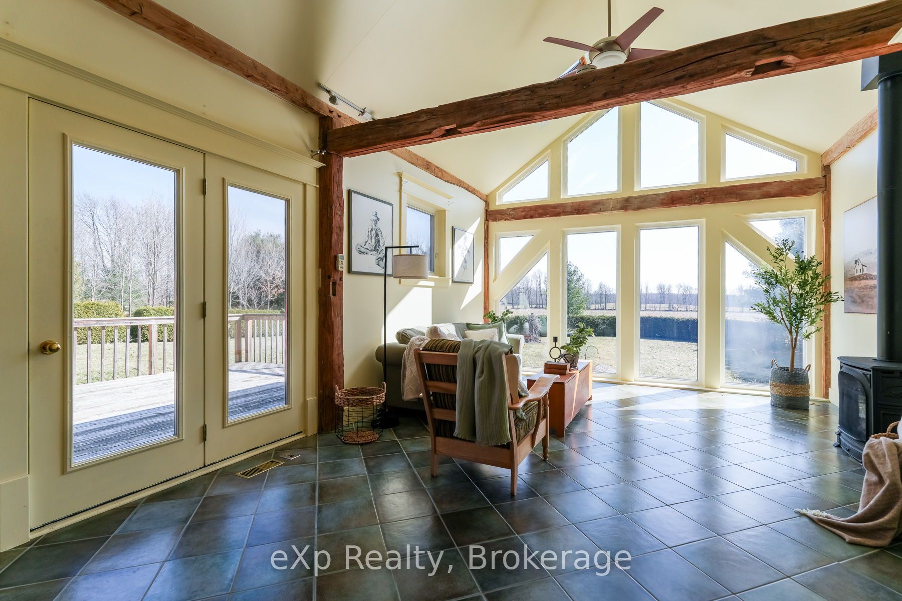845064 Deviation Road Property Photo 23