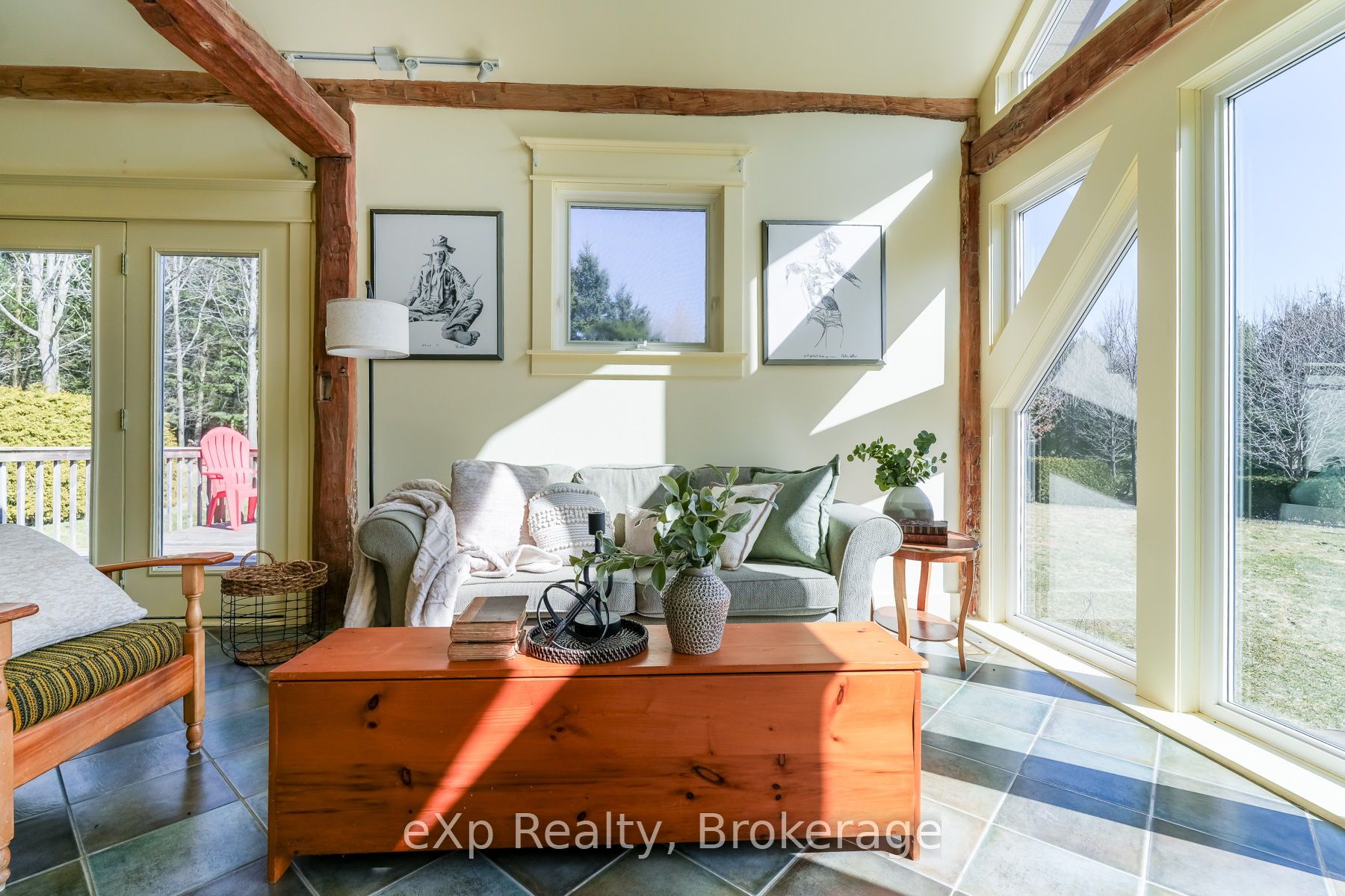 845064 Deviation Road Property Photo 24