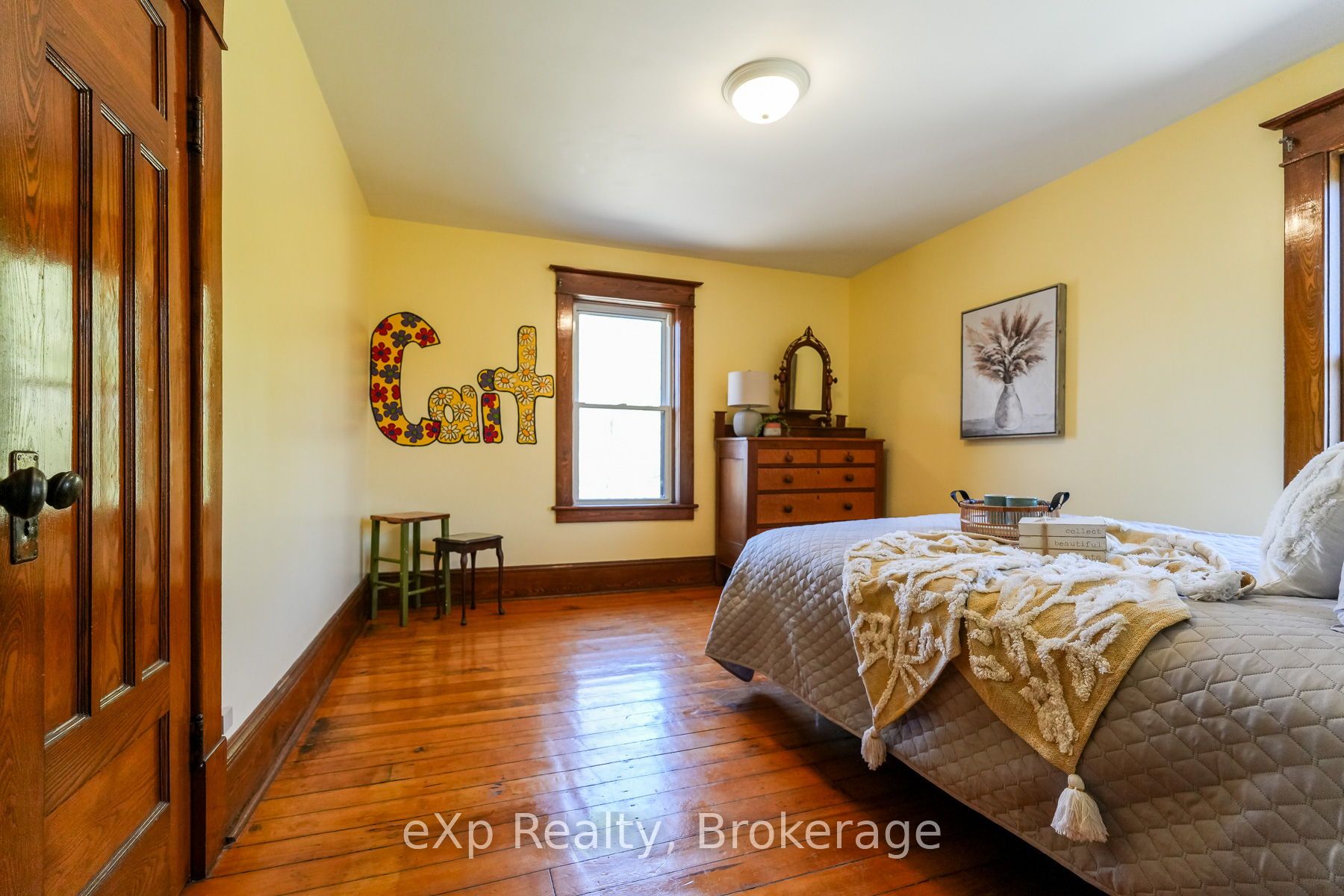 845064 Deviation Road Property Photo 31