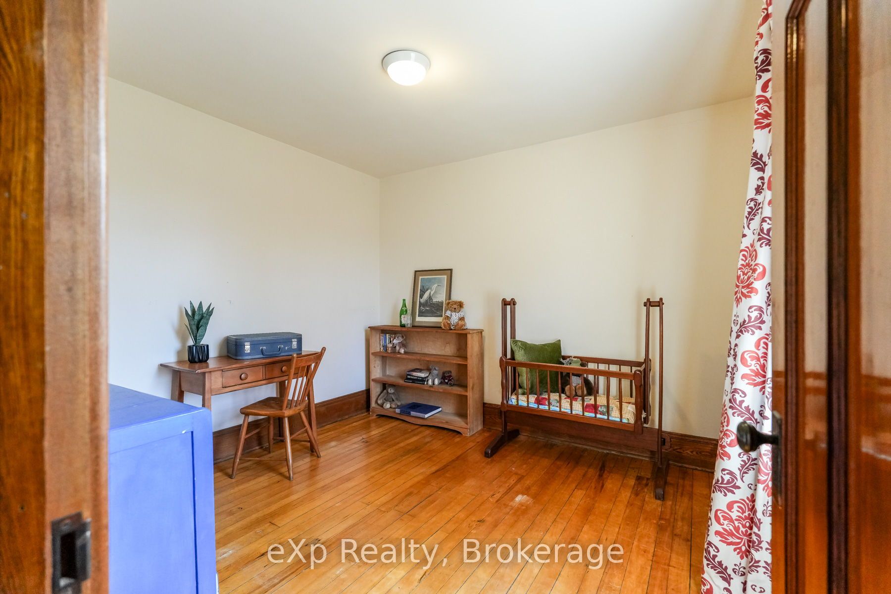 845064 Deviation Road Property Photo 33
