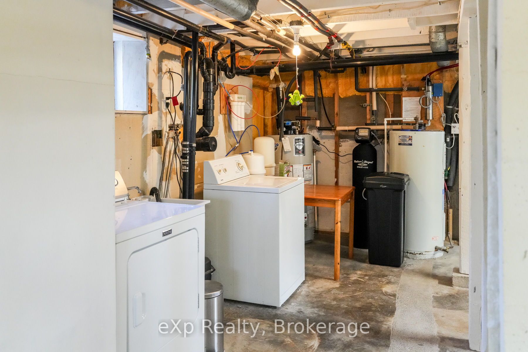 845064 Deviation Road Property Photo 42
