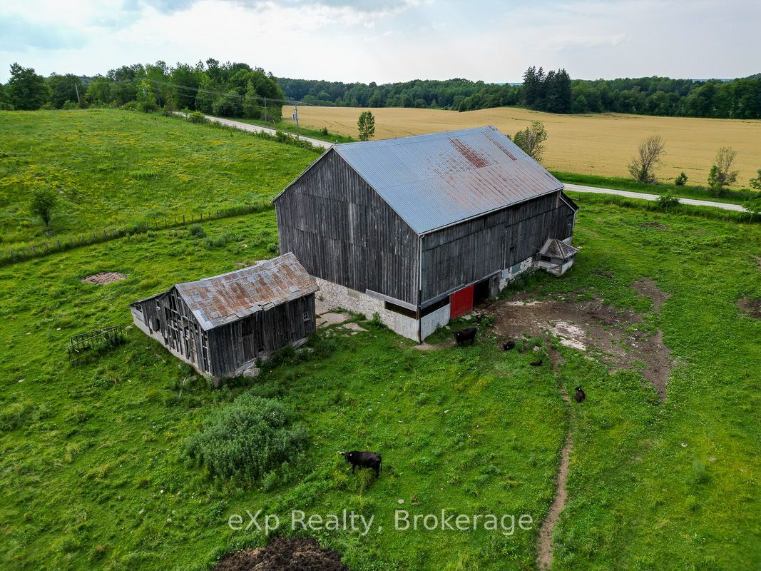 845064 Deviation Road Property Photo 45
