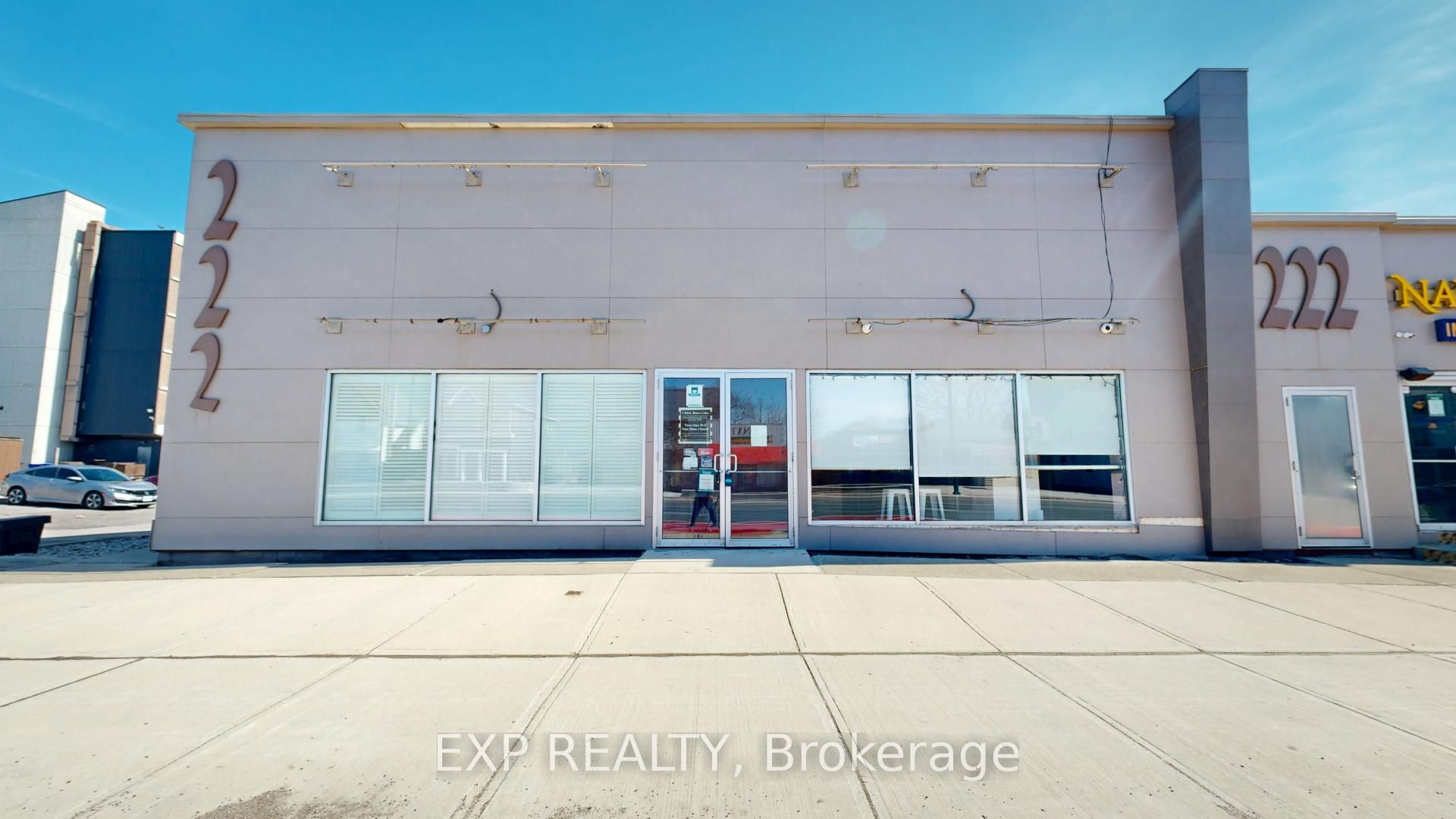 #lower - 222 Wellington Street Property Photo 1