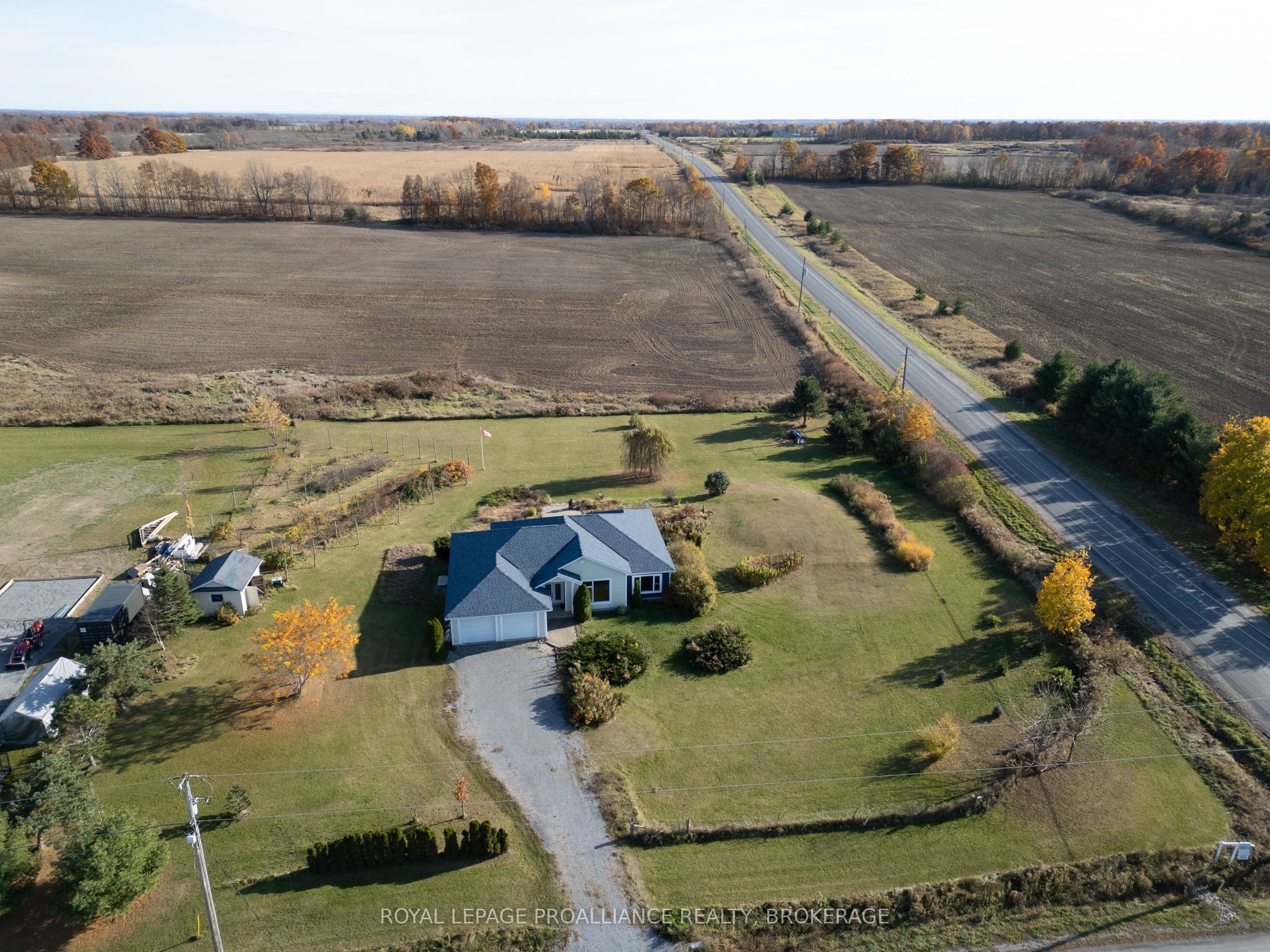 10 North Shore Road Property Photo