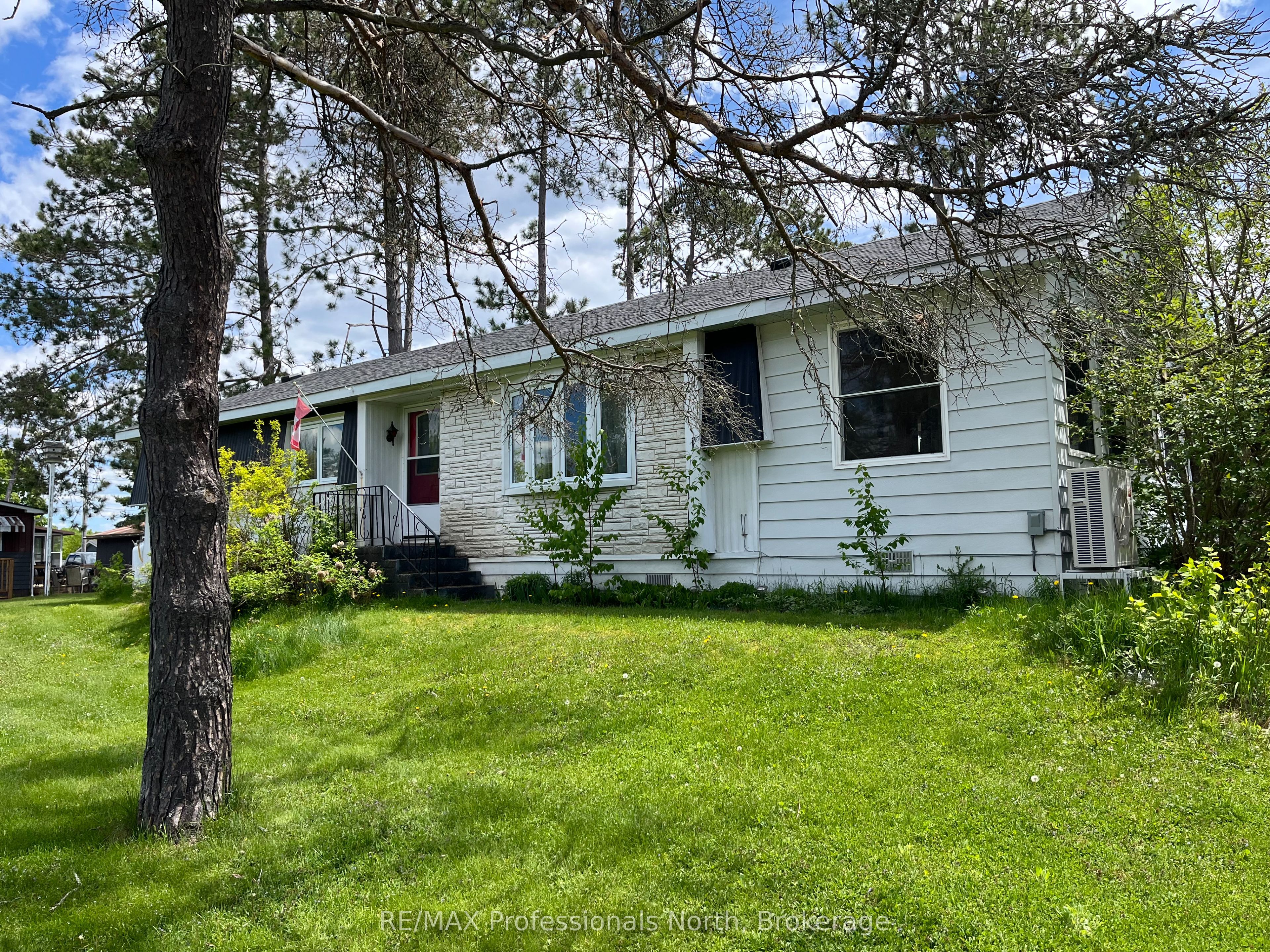 1024 Fifth Lane Property Photo 1