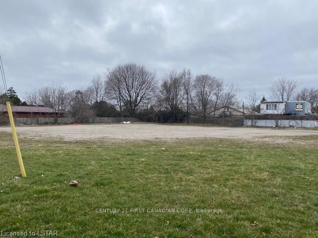 219 Commissioners Road Property Photo 2