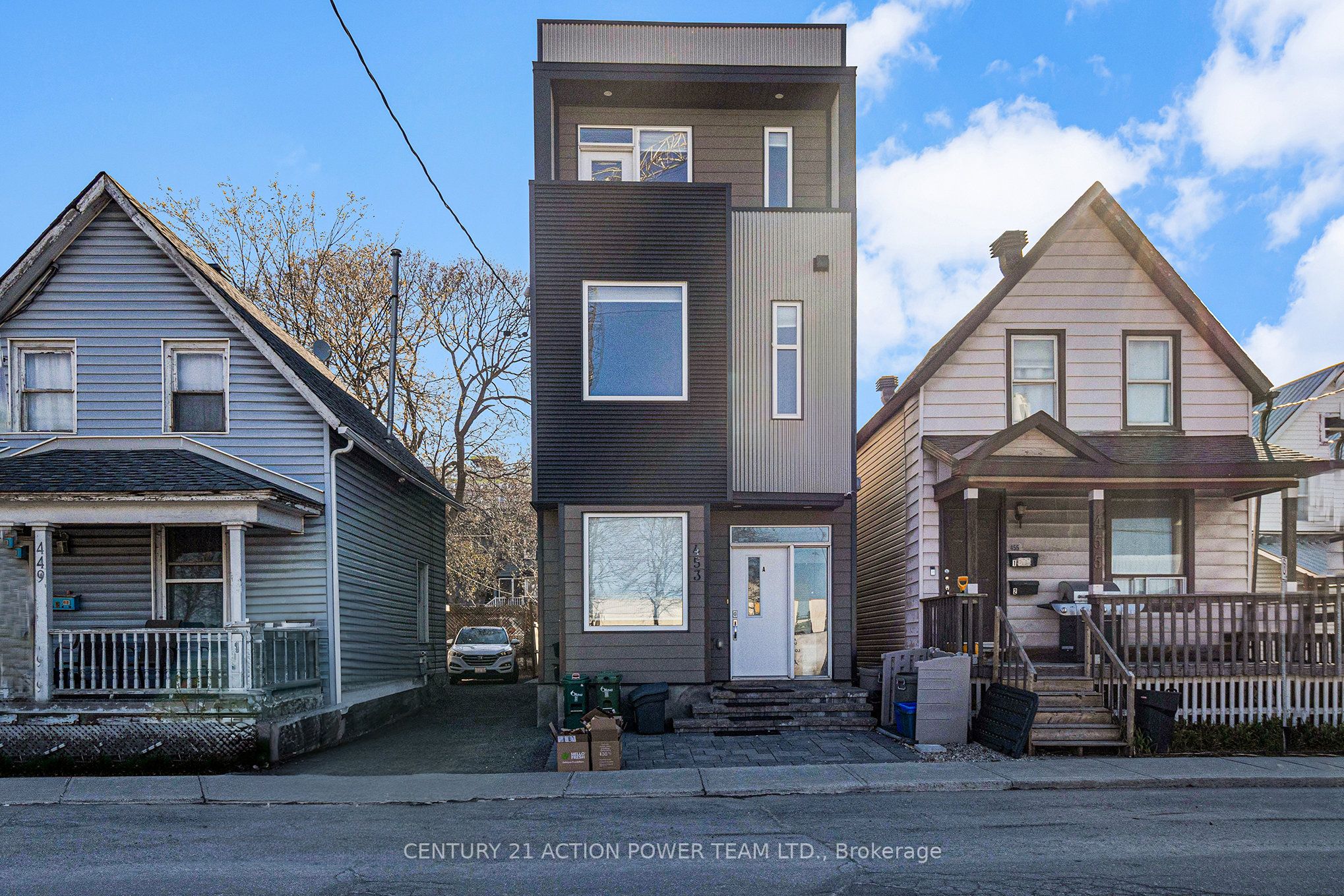 453 Booth Street Property Photo 1