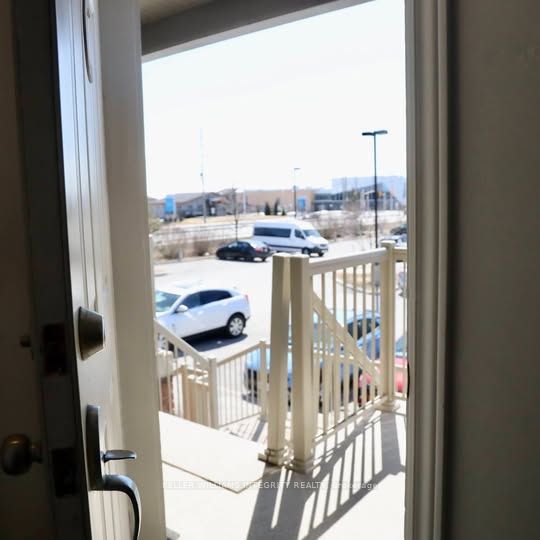 135 C Harthill Way Property Photo 2
