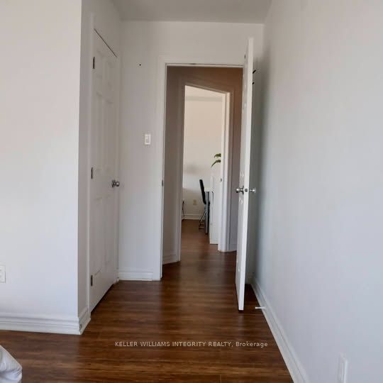 135 C Harthill Way Property Photo 3