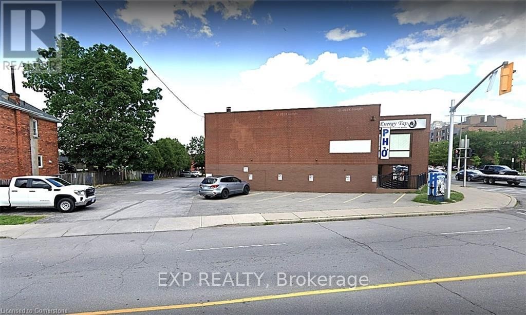 430 York Boulevard Property Photo 10