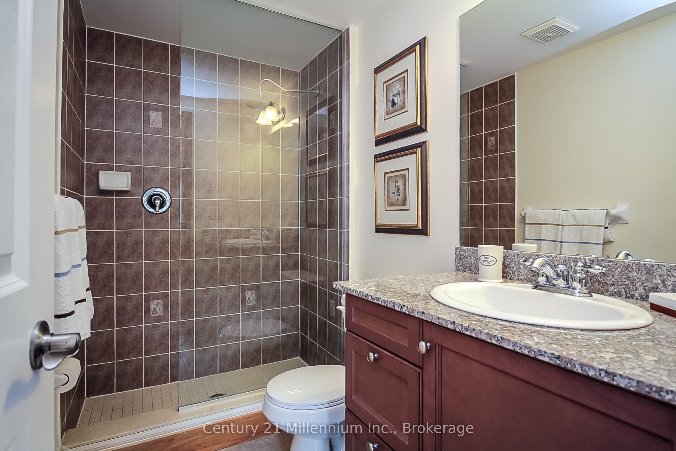 104 Farm Gate Road 7 Property Photo 23