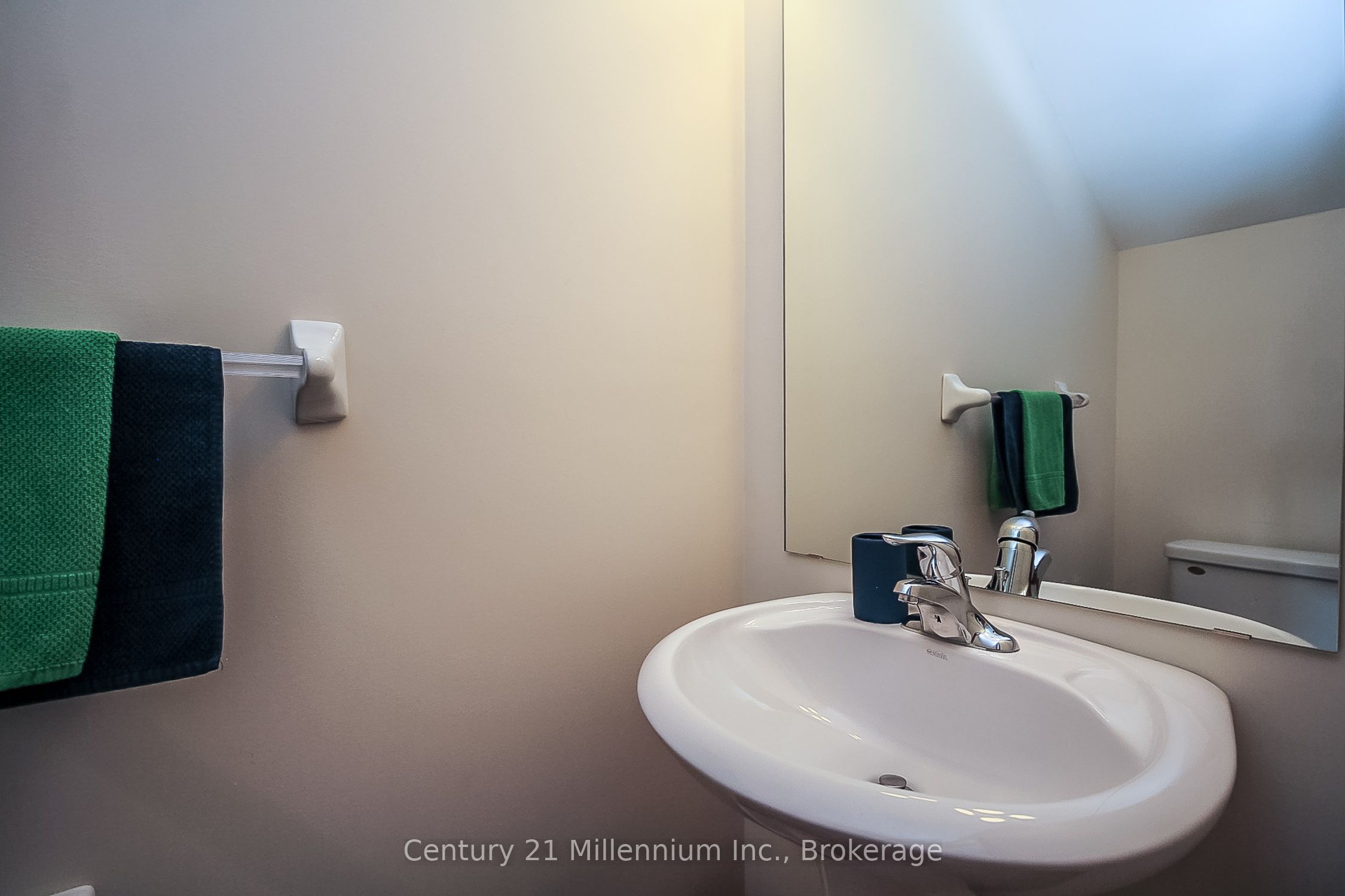 104 Farm Gate Road 7 Property Photo 31