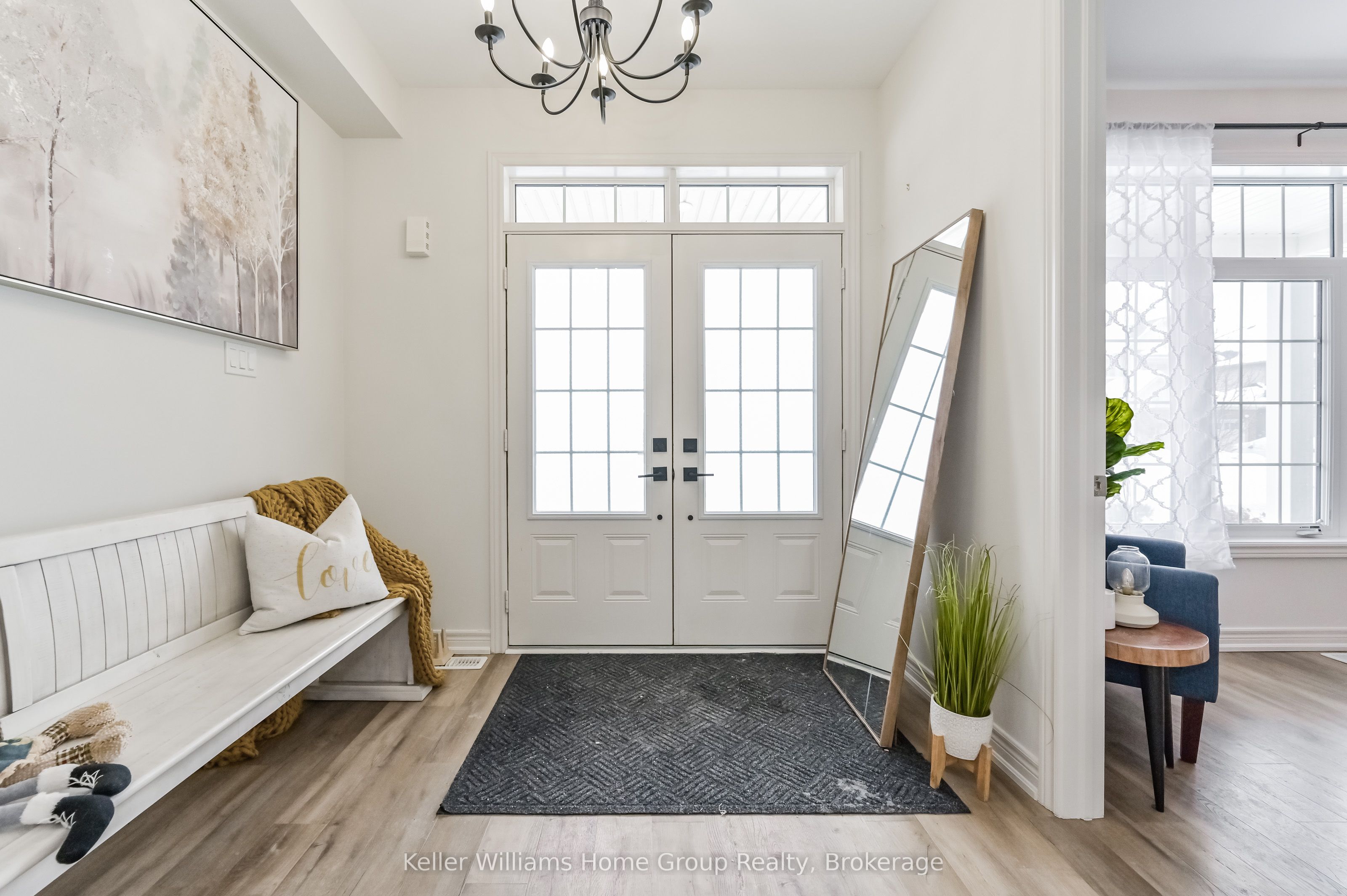 136 Harpin Way Property Photo 4